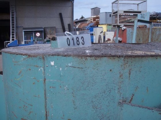 リフトトラック用サンドホッパーモービル +/- 1 m³