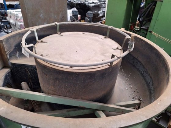 振动抛光机，直径 1590 毫米，PARKER / RÖSSLER