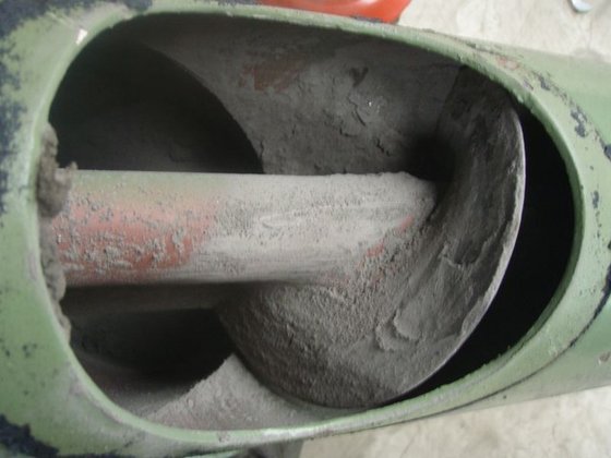 1990 螺旋输送机 1550 毫米，直径 150