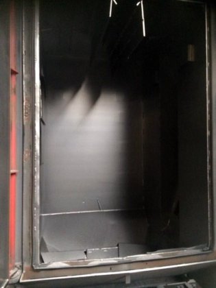 2007 RÖSLER抛丸室，3台涡轮机，载荷1500公斤