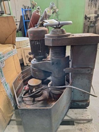 DIETZ 光谱仪样品研磨机，带杯形研磨石