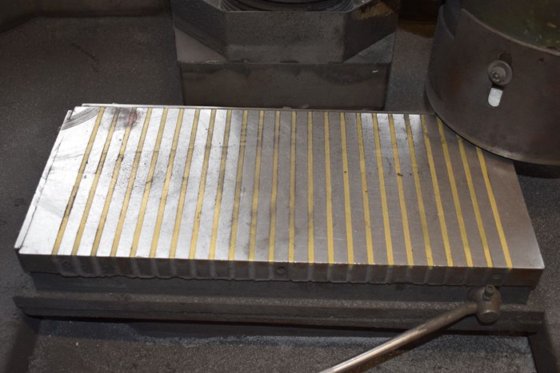 DELTA 样品研磨机，带杯形研磨石