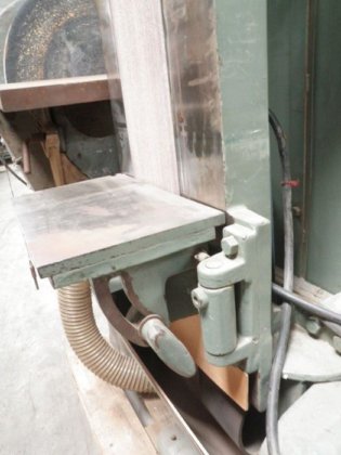 DANCKAERDT 垂直砂带机