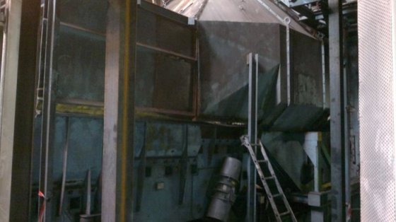1999 Continuous tumble belt shotblast