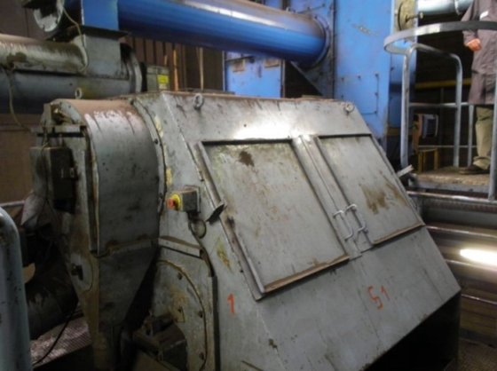 1999 Continuous tumble belt shotblast