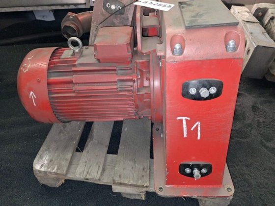 完整的涡轮机 V&S