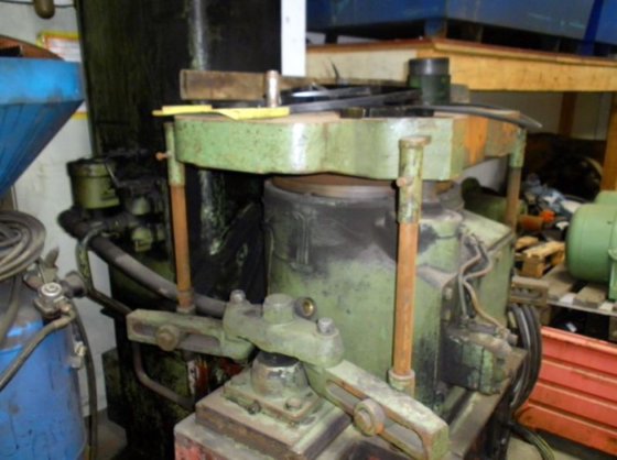 Rüttelpress-Formmaschine BMD ARPA700