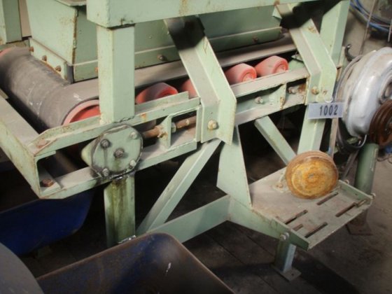 移動式サンドバンカー、± 500 l、排出コンベア付き