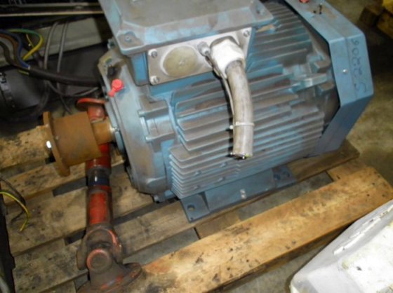 振动网格 3890 毫米 x 3390