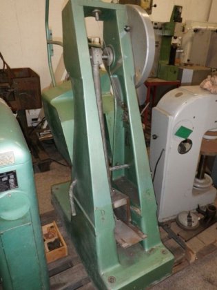 1979 振子式たわみ試験機 MAB