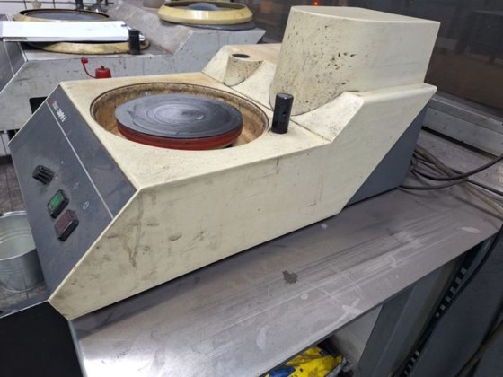 抛光磨床，直径 200 毫米