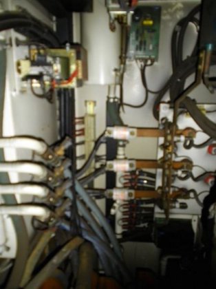 感应熔化炉 INDUCTOTHERM，250 千克