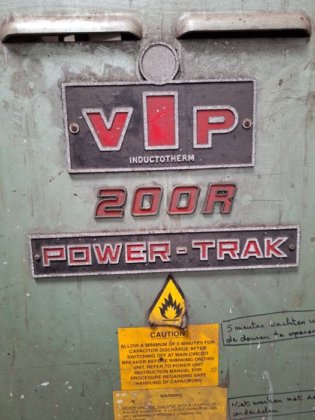 感应熔化炉 INDUCTOTHERM，250 千克