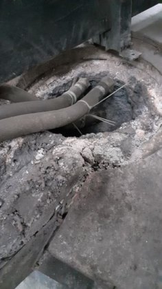 感应熔化炉 INDUCTOTHERM，250 千克