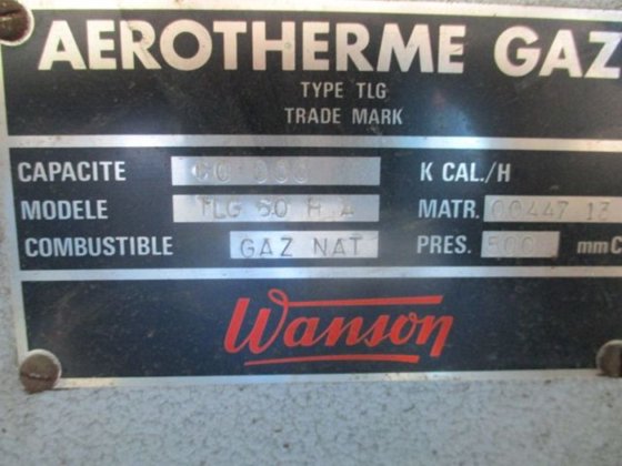 2 台壁挂式加热器，WANSON，60.000 kcal/h