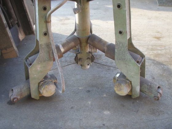 炉および取鍋用バイブレーター f. サイドライニング