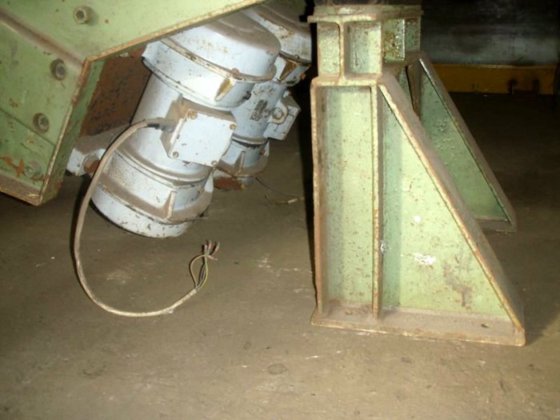 振动输送机 BMD，2600 毫米 x 860