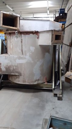 1990 倾斜式坩埚炉 HINDENLANG，铝，炯加热，800 千克