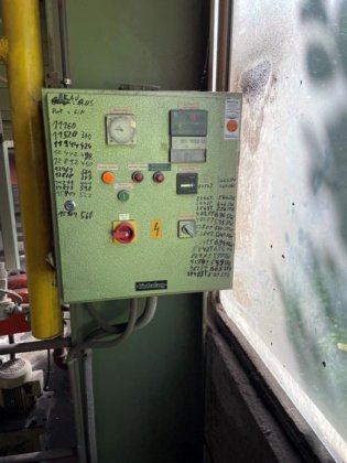 1990 倾斜式坩埚炉 HINDENLANG，铝，炯加热，800 千克