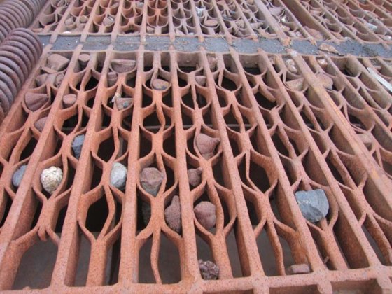 振动网格 3100 x 1700 毫米