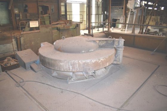 勇克感应炉，4 吨