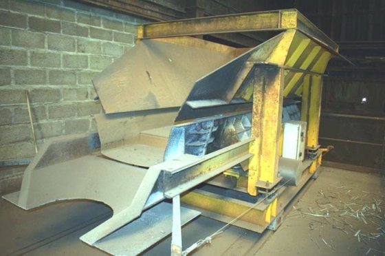 勇克感应炉，4 吨