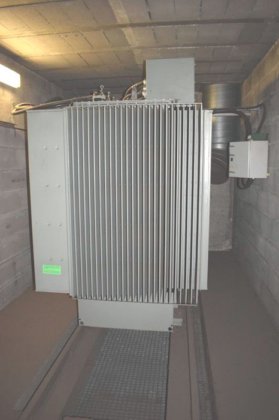 勇克感应炉，4 吨