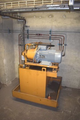 勇克感应炉，4 吨