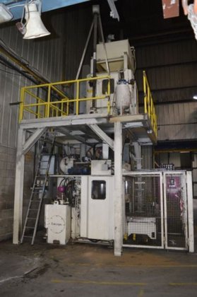 2000 台 LB25 型岩心喷射机和 SM7