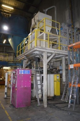 2000 台 LB25 型岩心喷射机和 SM7