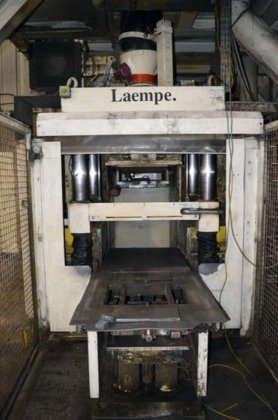 2000 台 LB25 型岩心喷射机和 SM7