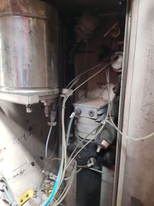 2000 台 LB25 型岩心喷射机和 SM7