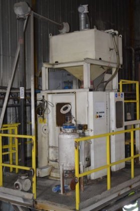 2000 台 LB25 型岩心喷射机和 SM7