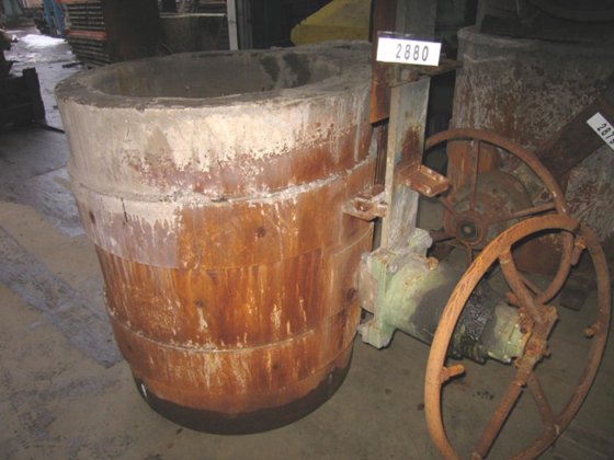 1998 带行星齿轮和升降轨道支脚的茶壶嘴勺，3 吨