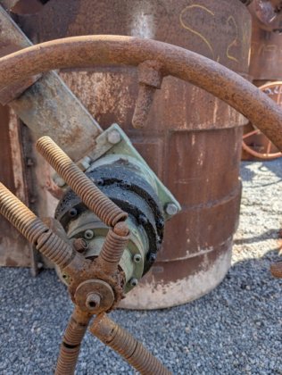 1998 带行星齿轮和升降轨道支脚的茶壶嘴勺，3 吨