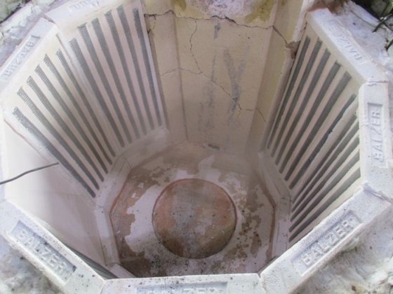 ALU 電動保持ラドル ALU バルザー、リフティングビームおよびギアボックス付き