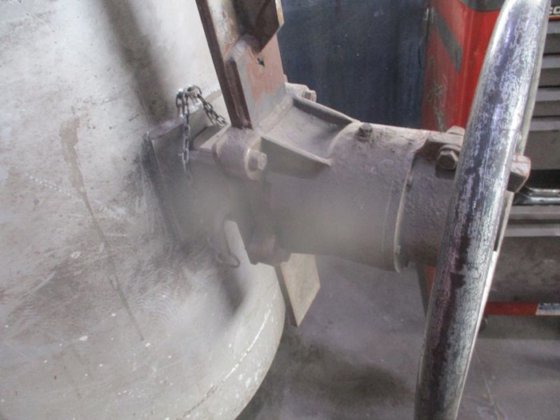 ALU 電動保持ラドル ALU バルザー、リフティングビームおよびギアボックス付き