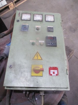 ALU 電動保持ラドル ALU バルザー、リフティングビームおよびギアボックス付き