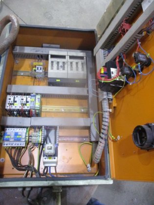 ALU 電動保持ラドル ALU バルザー、リフティングビームおよびギアボックス付き