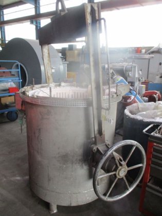 ALU 電動保持ラドル ALU バルザー、リフティングビームおよびギアボックス付き