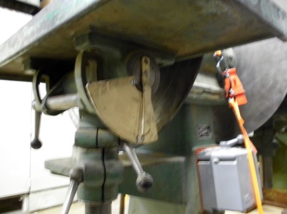 Moullañ war gorre div bladenn