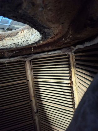 摩根牌±600kg铝制可倾斜式电炉