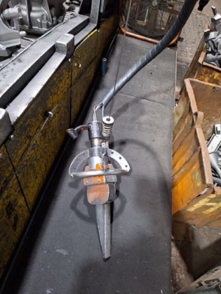 2000 Stasion dourel hezoug HOLMATRO