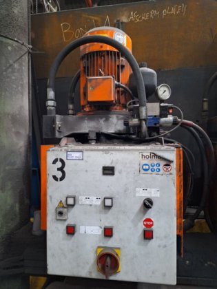 2000 移动式液压楔形站 HOLMATRO