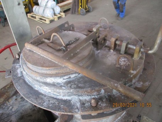 库特纳 800 公斤用茶壶处理勺，带盖