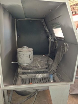 手動サンドブラストユニット PHIBO INDUSTRIES