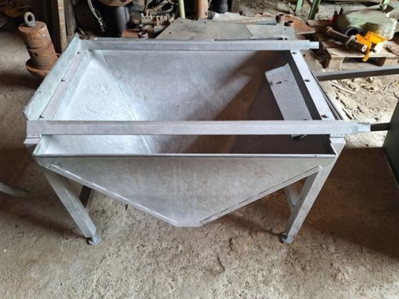 2000 Manuelle Sandstrahlanlage PHIBO INDUSTRIES