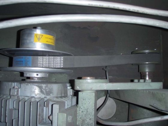 REMA 型双层地面打磨机，直径 600，速度 45 m/s