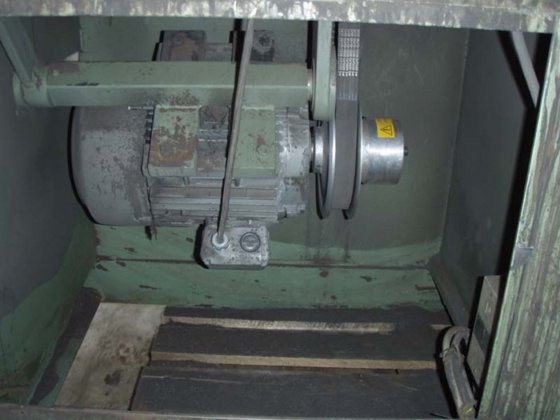 REMA 型双层地面打磨机，直径 600，速度 45 m/s