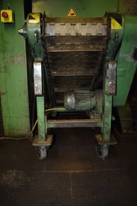 切屑陡坡输送带